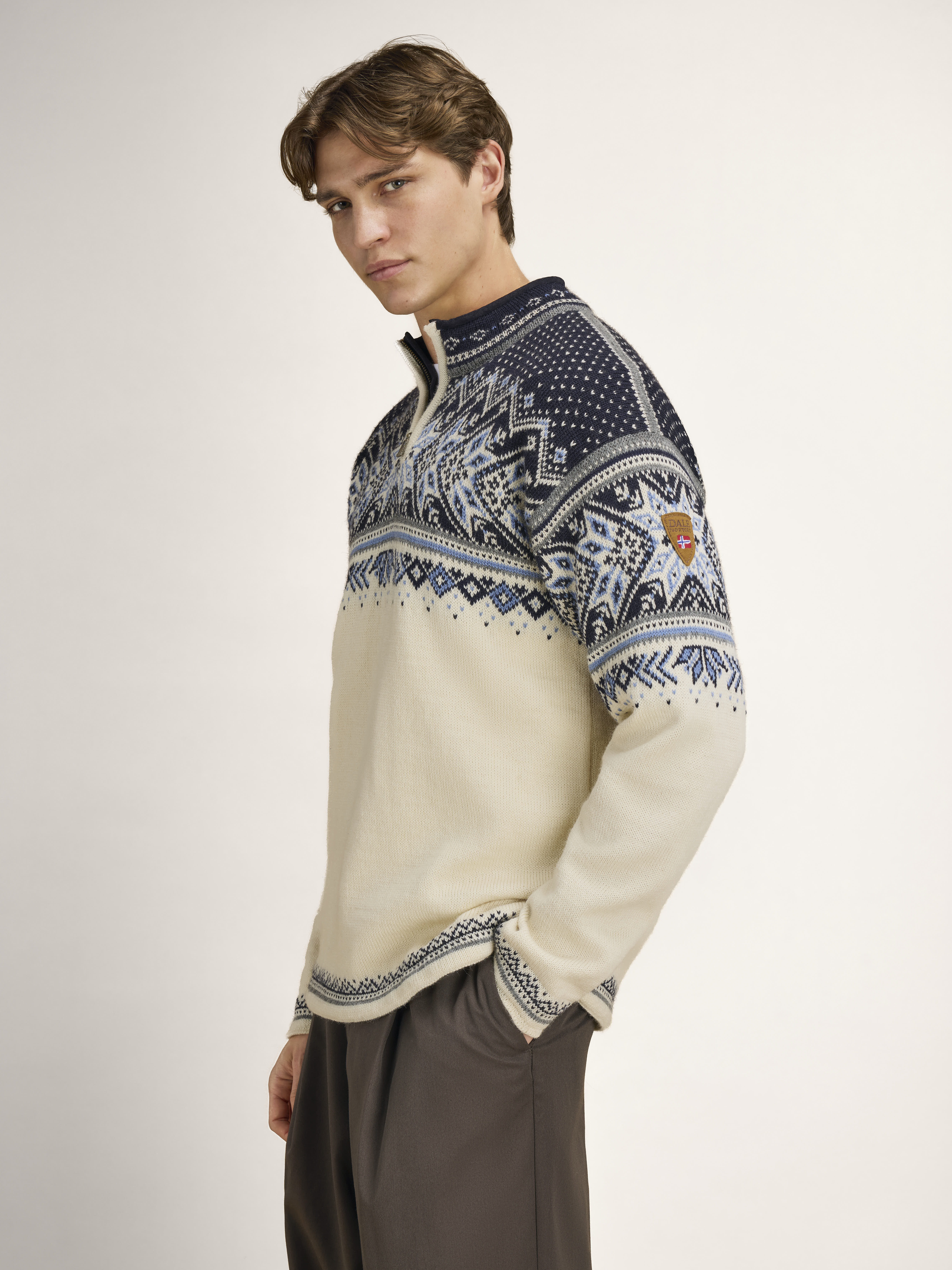 Vail Men's Sweater - Norwegian Wool Offwhite Smoke Midnightnavy