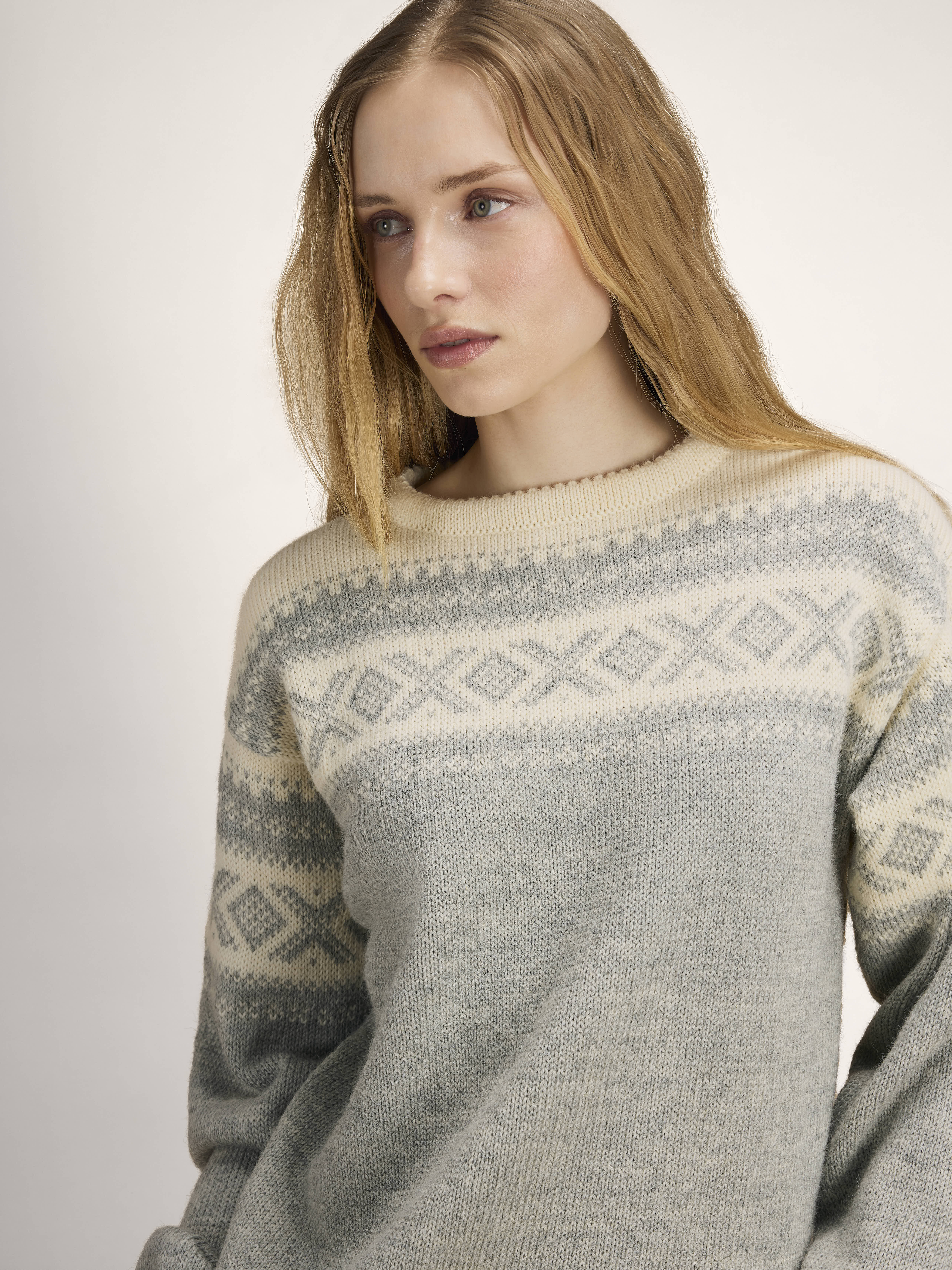 Cortina 1956 Sweater - Norwegian Wool Lightcharcoal Mel Offwhite