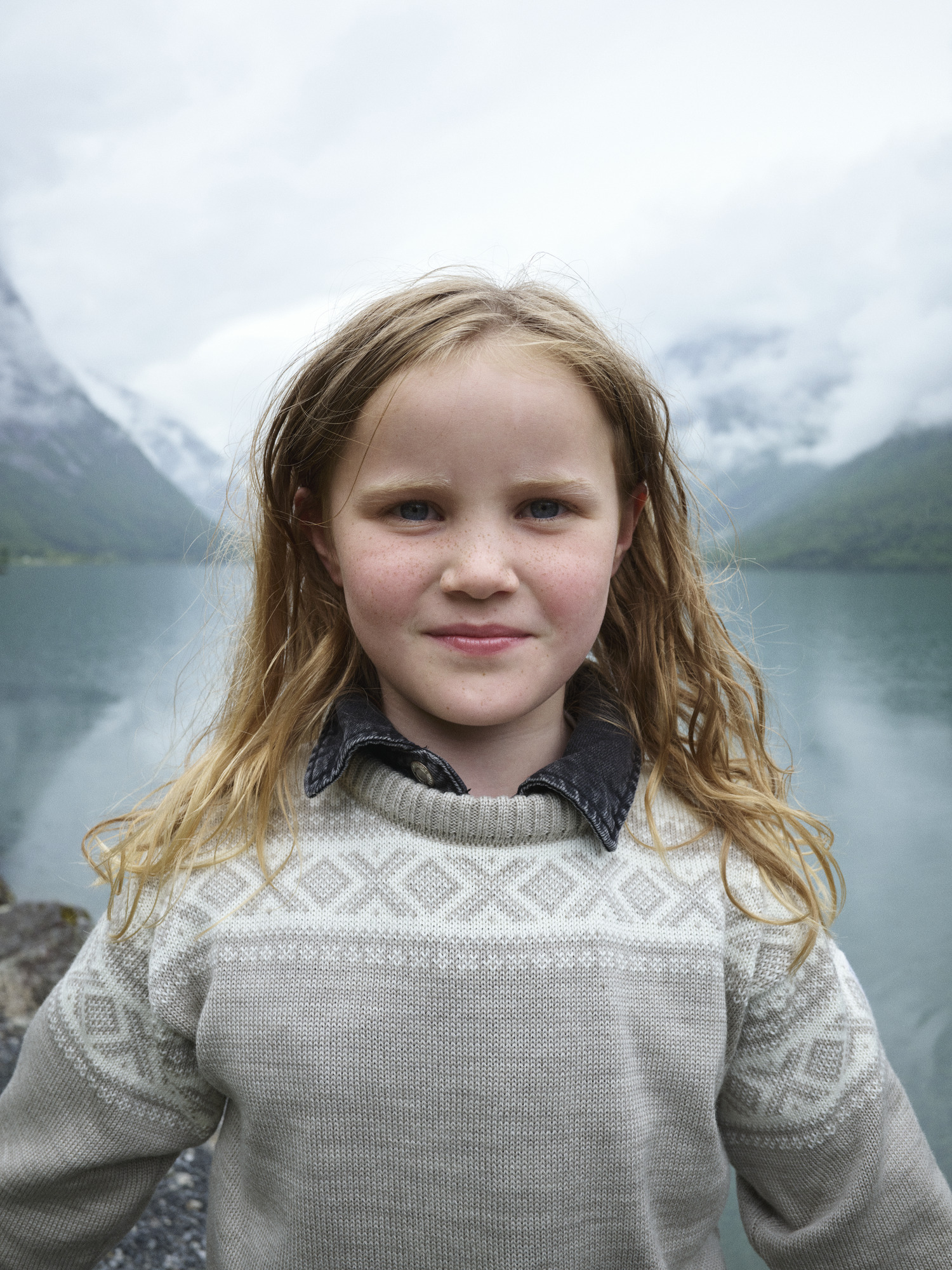 Cortina Kids’ Sweater - Merino Wool Sand Mel / Offwhite