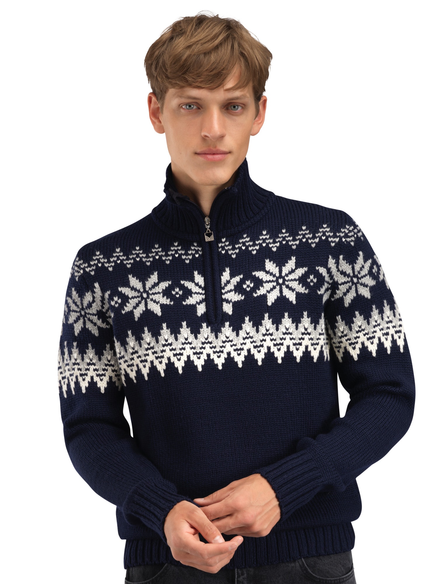 93141_c00_myking_masc_sweater_ 