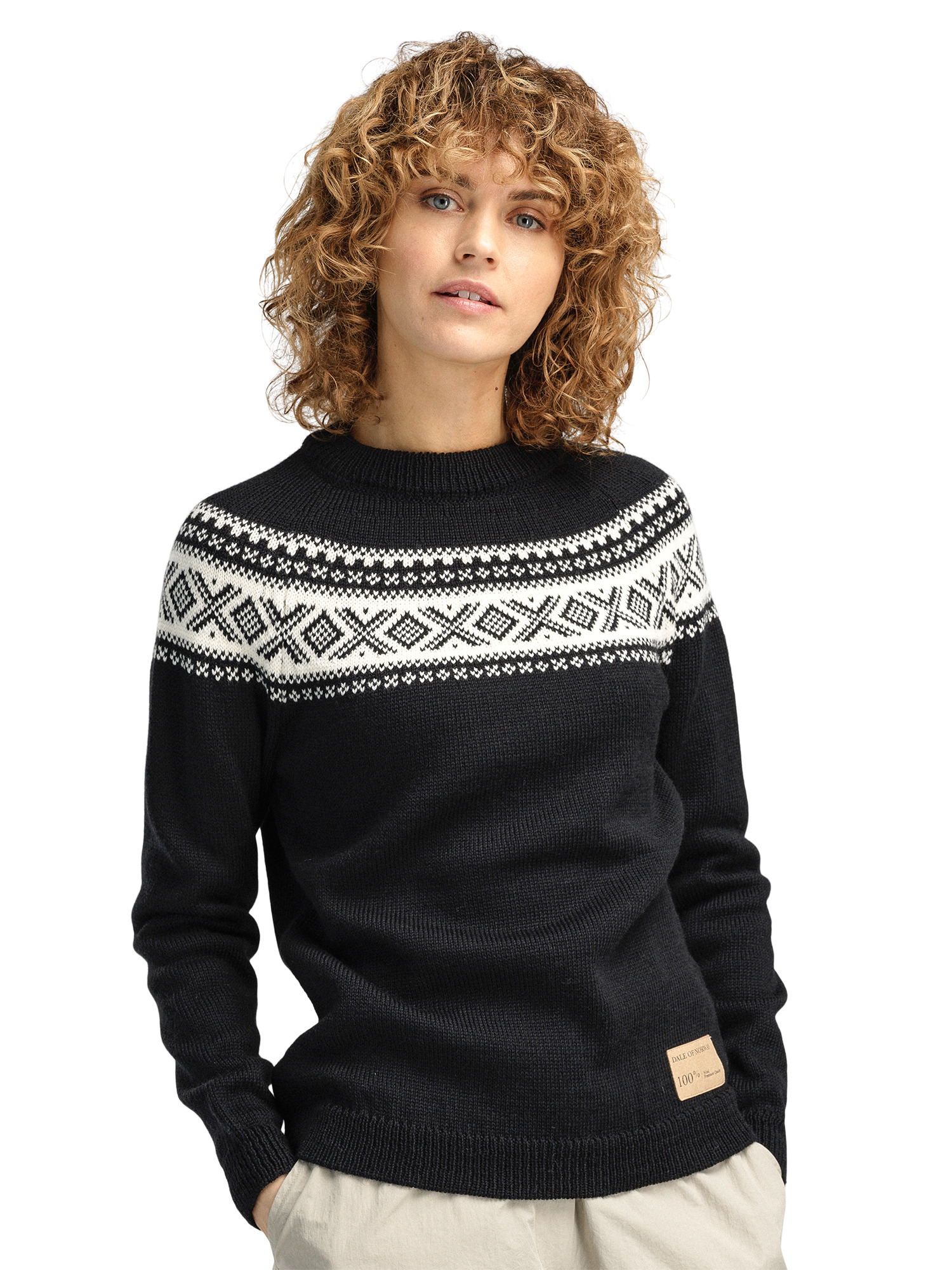 Vågsøy women’s wool sweater  Black Offwhite